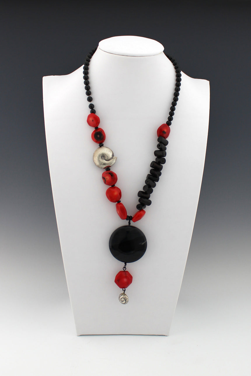 Vintage Red and Black Coral with Black Agate and Silver Shell Accent Necklace