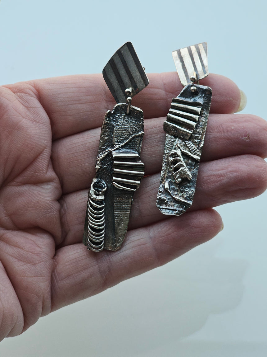 Recycled sterling silver earrings with kinetic post top